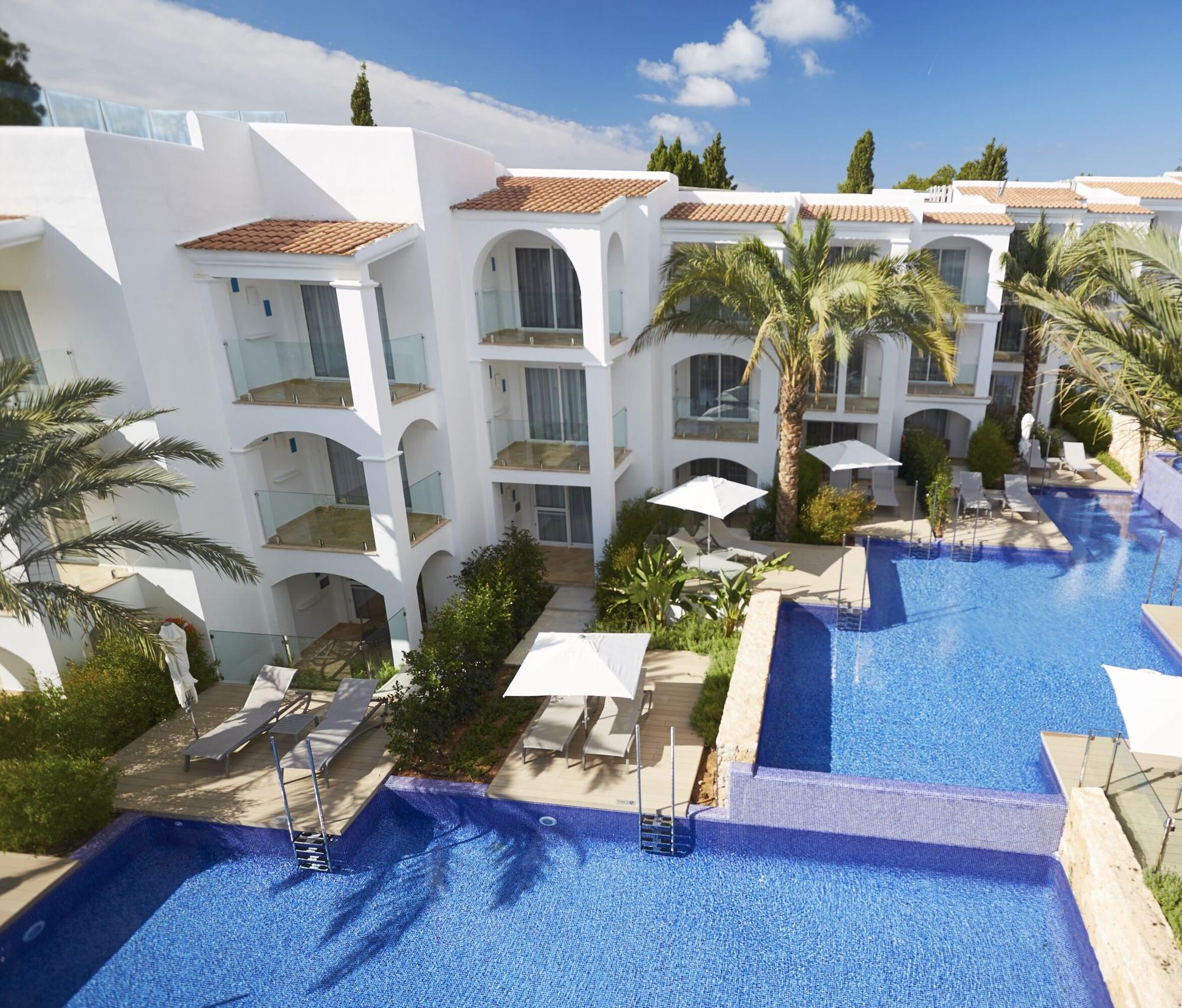 Insotel Tarida Beach Resort & Spa Cala Tarida  Exterior foto