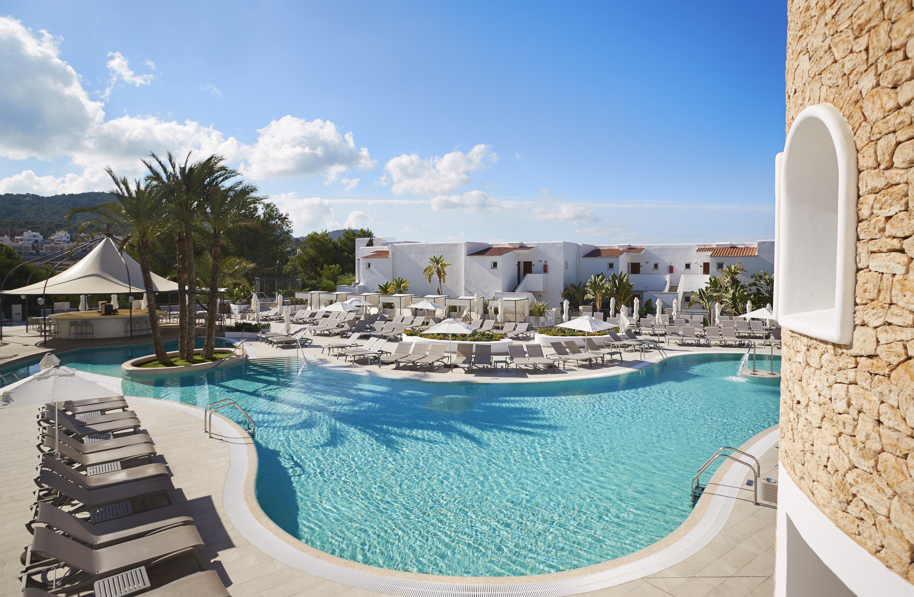 Insotel Tarida Beach Resort & Spa Cala Tarida  Exterior foto
